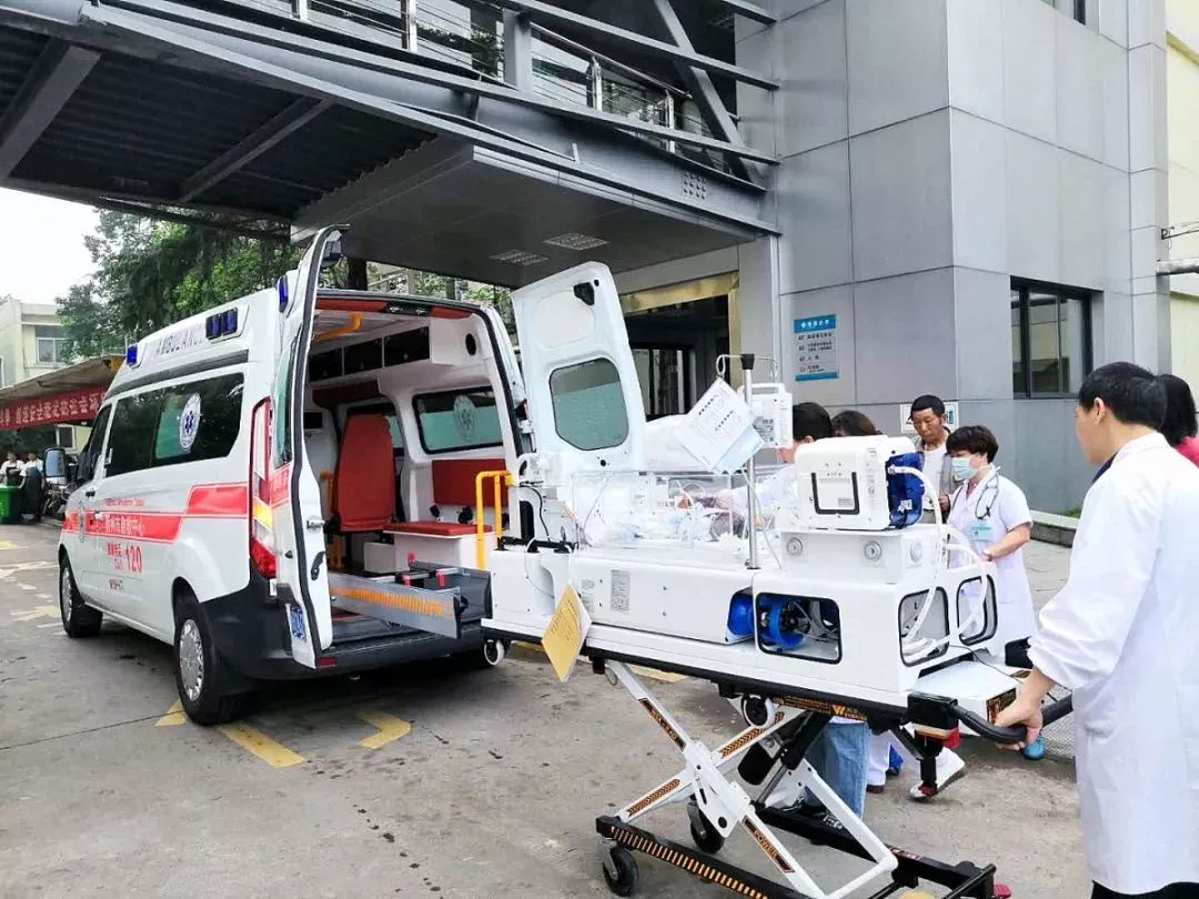 大余县长短途救护车转院